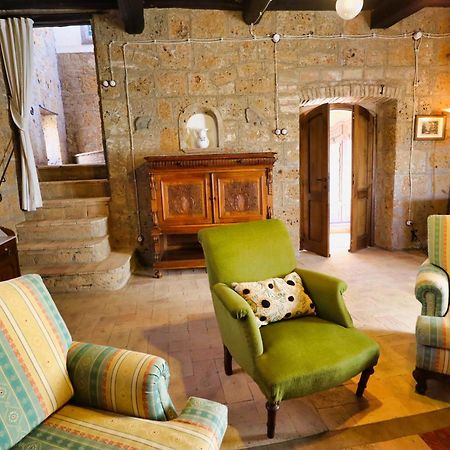 La Rocca - Palazzo Pallotti Lubriano Extérieur photo